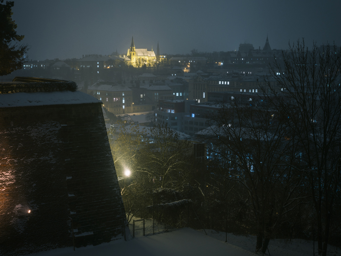  Fotografie Kostel svatého Apolináře v Praze