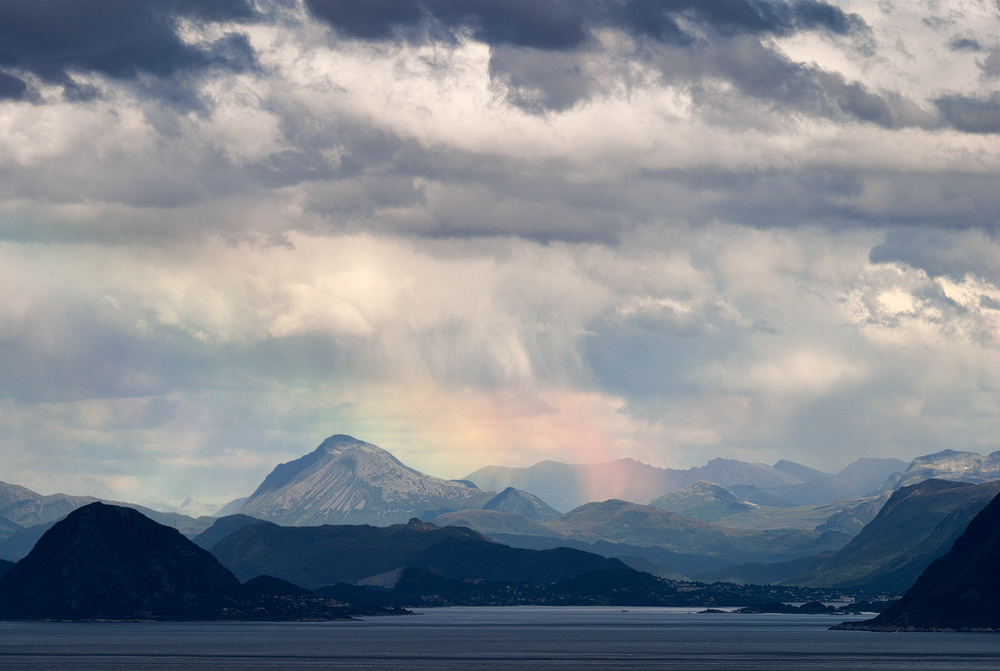  Fotografie Hory a duha, Norsko